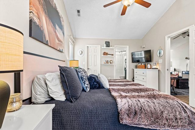 7176 Hunters Bluff Drive, Denver, NC 28037