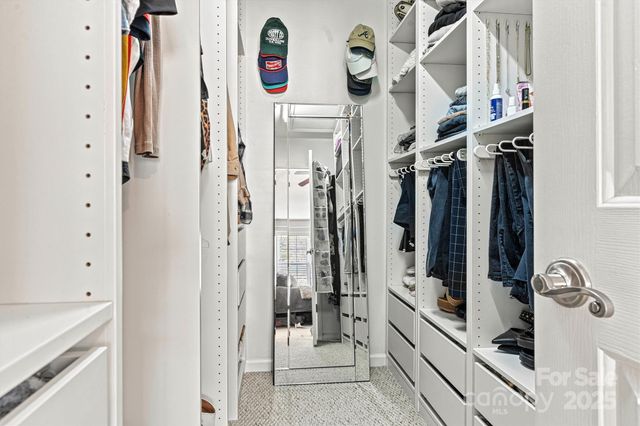 7176 Hunters Bluff Drive, Denver, NC 28037