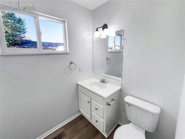 4243 Moonbeam Drive, Colorado Springs, CO 80916