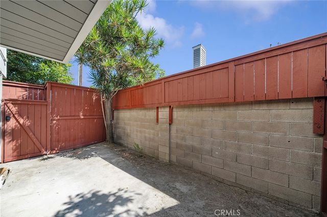 15732 S B A, Tustin, CA 92780