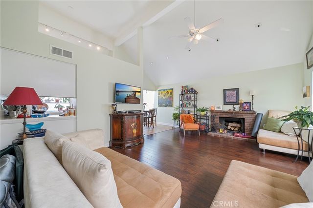 15732 S B A, Tustin, CA 92780