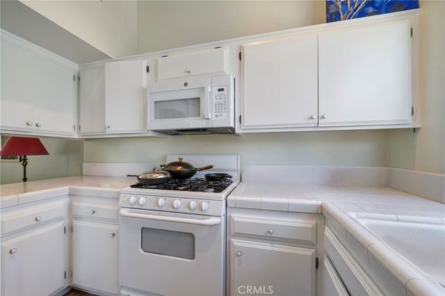 15732 S B A, Tustin, CA 92780