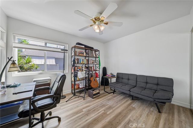 15732 S B A, Tustin, CA 92780