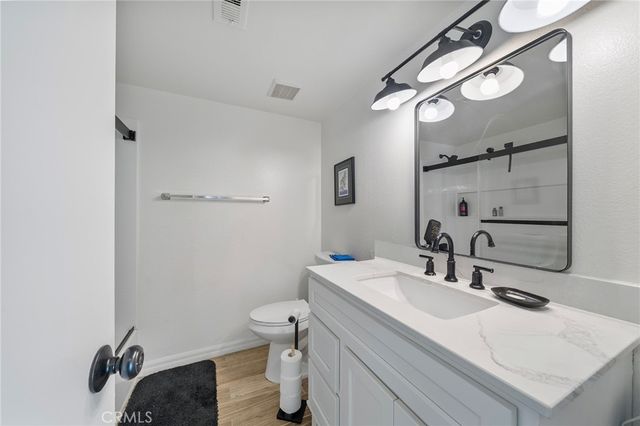 15732 S B A, Tustin, CA 92780