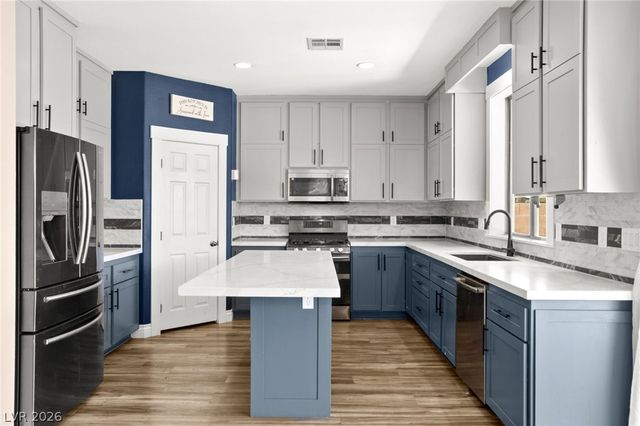 3465 Bella Sovana Court, Las Vegas, NV 89141