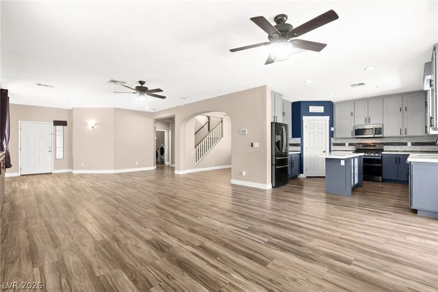 3465 Bella Sovana Court, Las Vegas, NV 89141