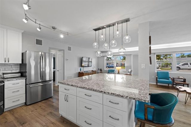 804 POINSETTIA AVENUE, Ellenton, FL 34222
