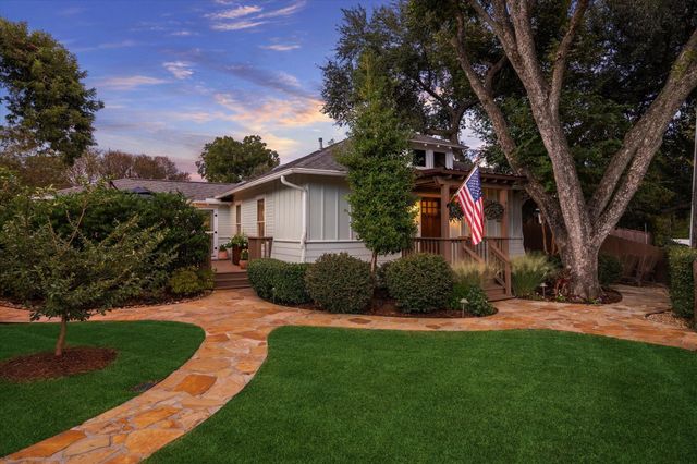 905 Gibbs Street, Houston, TX 77009