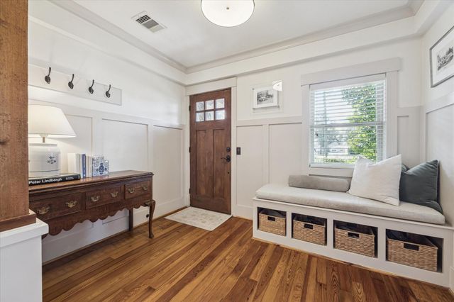 905 Gibbs Street, Houston, TX 77009