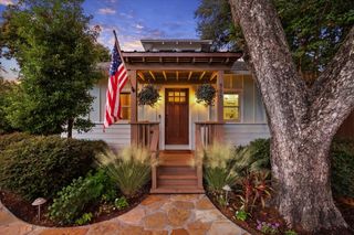 905 Gibbs Street, Houston, TX 77009