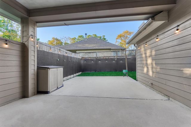 13434 Greenbrier Drive, Montgomery, TX 77356