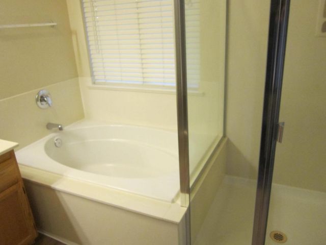 3336 Sleepy Hollow Ln, Modesto, CA 95355