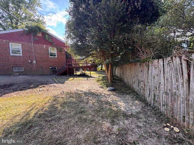 10118 DWIGHT AVE, Fairfax, VA 22032