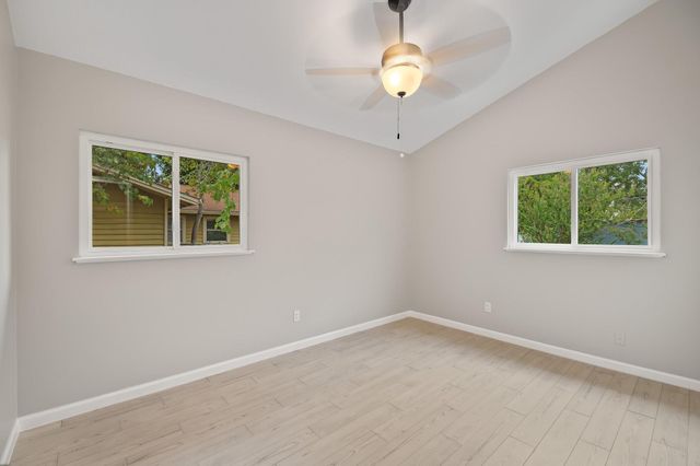 1703 New York Ave, Austin, TX 78702