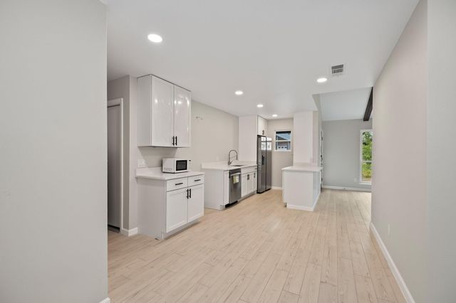 1703 New York Ave, Austin, TX 78702