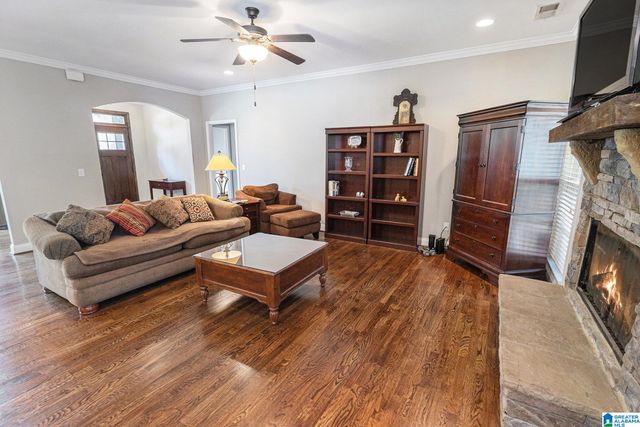 1073 CREEL DRIVE, Moody, AL 35004