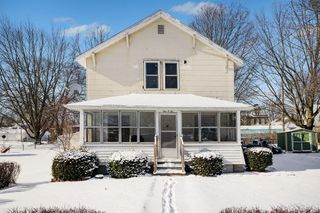 106 S Lincoln Street, White Pigeon, MI 49099