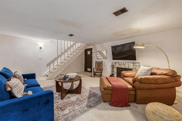 4233 E Maplewood Way, Centennial, CO 80121