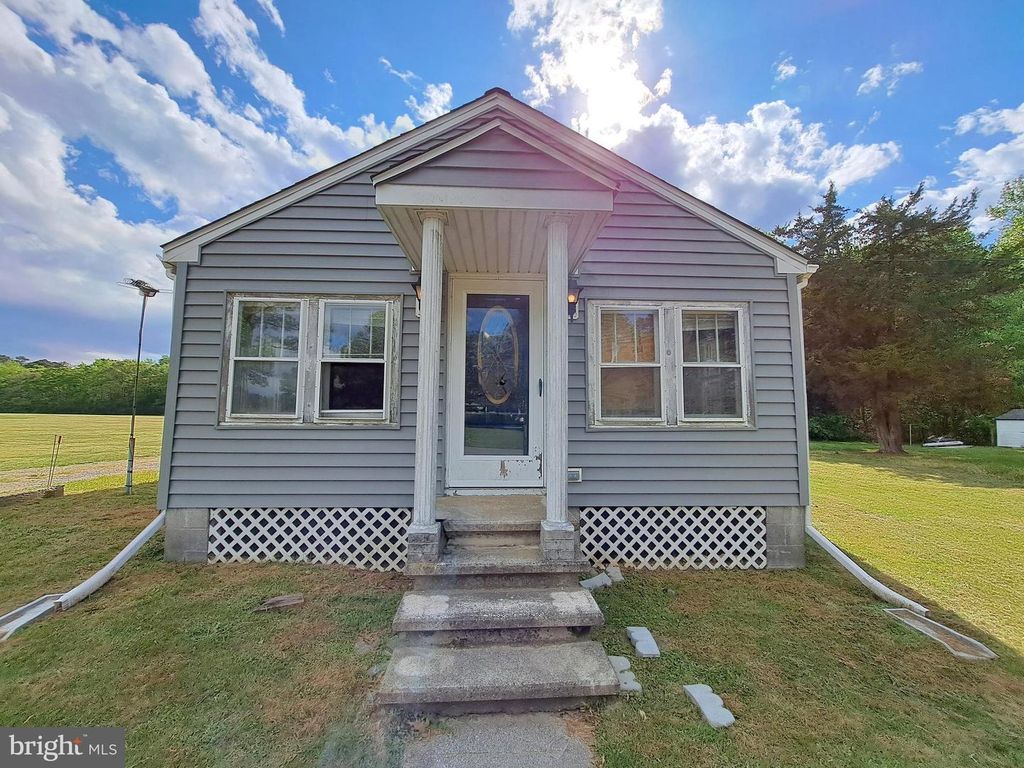 Image 1 of property listing at 2139 GROTON RD, Pocomoke City, MD 21851