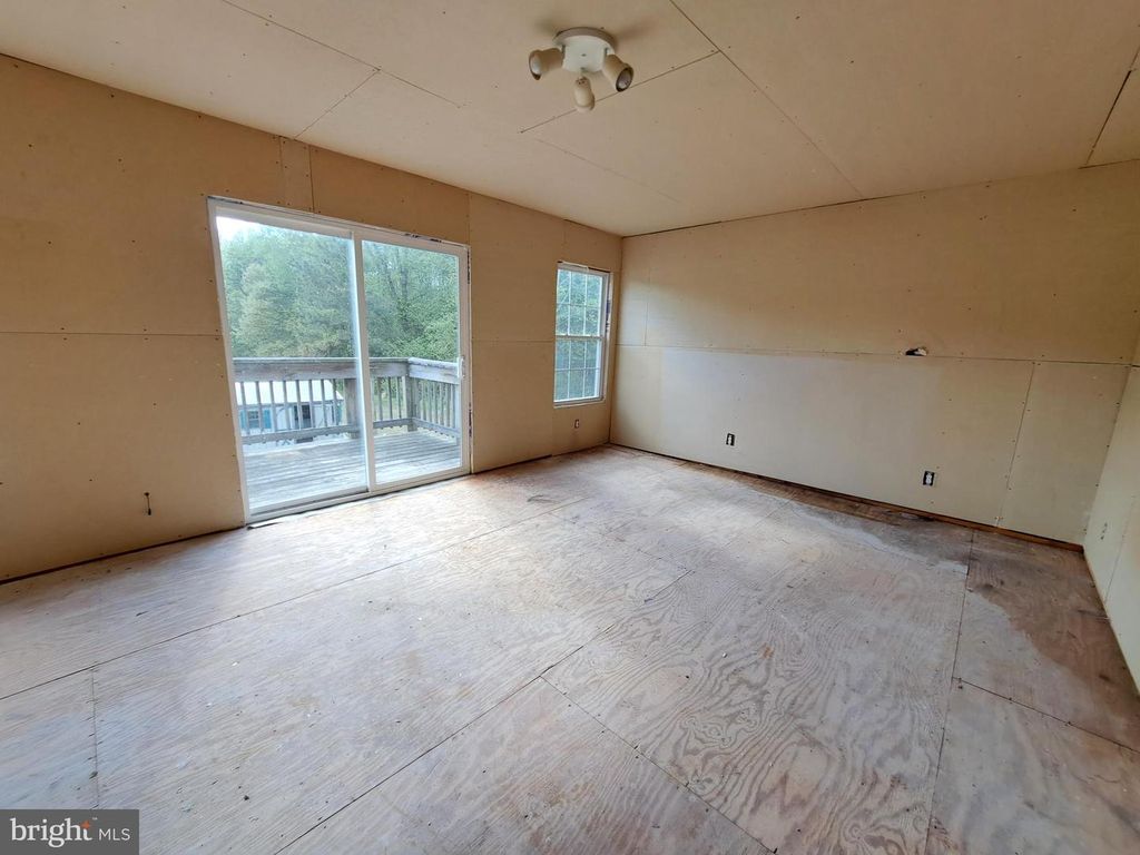 Image 13 of property listing at 2139 GROTON RD, Pocomoke City, MD 21851