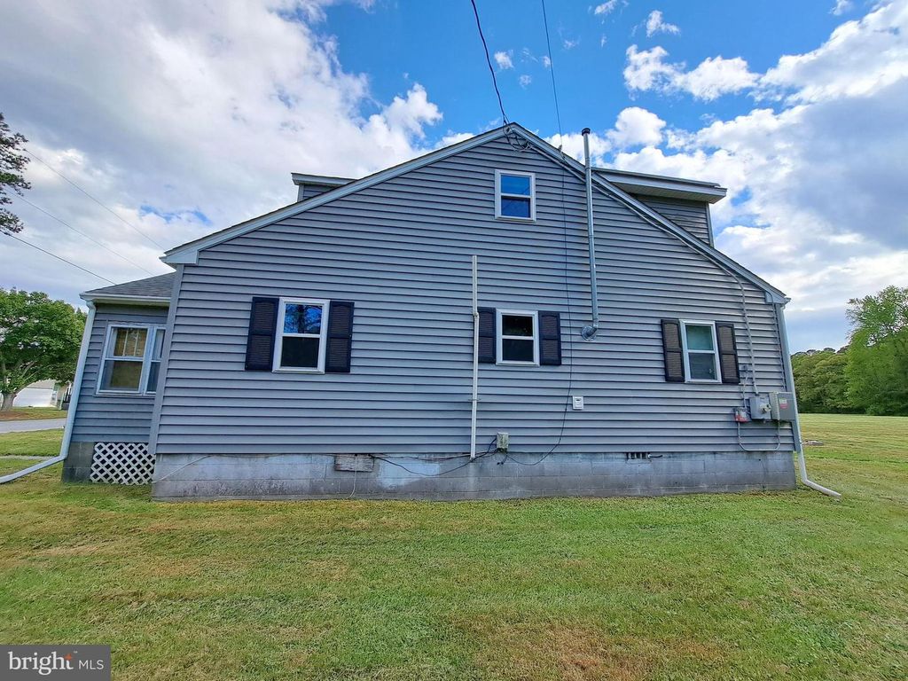 Image 2 of property listing at 2139 GROTON RD, Pocomoke City, MD 21851