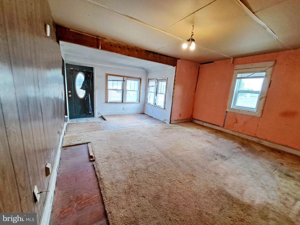 Image 4 of property listing at 2139 GROTON RD, Pocomoke City, MD 21851