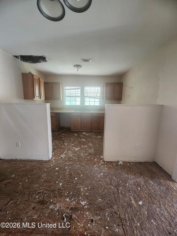 272 Benachi Avenue, Biloxi, MS 39530