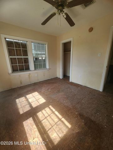 272 Benachi Avenue, Biloxi, MS 39530
