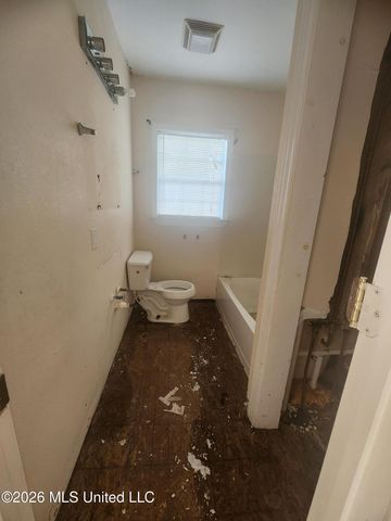 272 Benachi Avenue, Biloxi, MS 39530