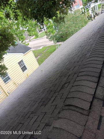 272 Benachi Avenue, Biloxi, MS 39530
