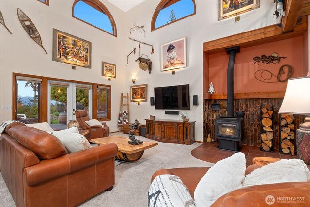 29016 SE 45th Street, Fall City, WA 98024