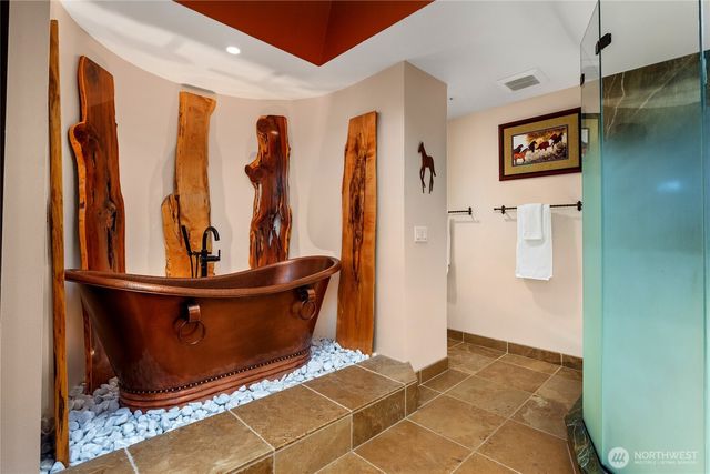29016 SE 45th Street, Fall City, WA 98024