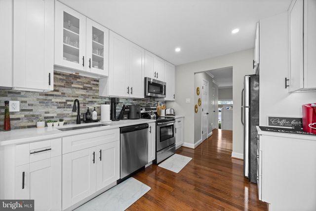 829 LAKE SHORE DR, Bowie, MD 20721