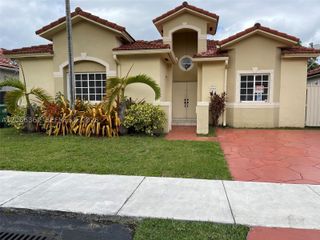 16263 SW 55th Ter, Miami, FL 33185