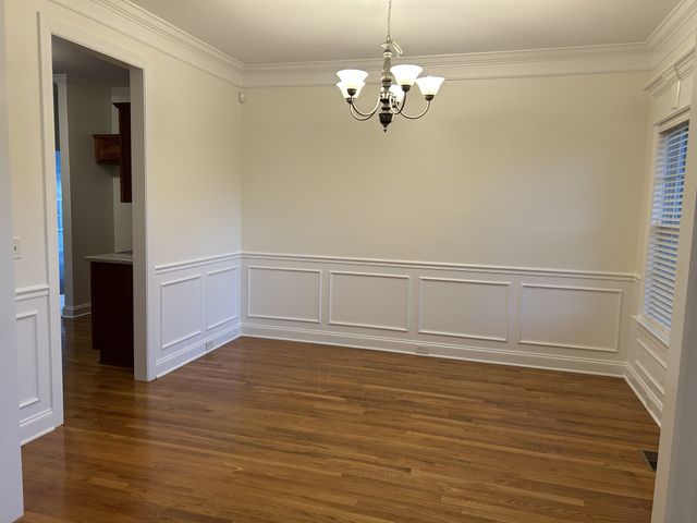 5120 MacArthur Ave, Murfreesboro, TN 37129