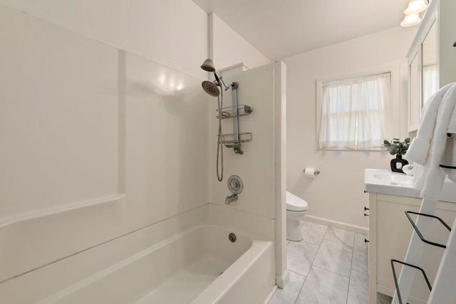 234 Madison Avenue, Redwood City, CA 94061