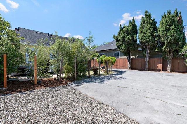 234 Madison Avenue, Redwood City, CA 94061