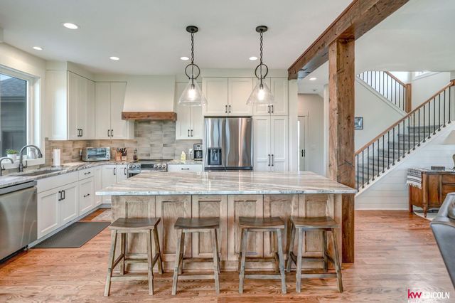 1015 County Road E Road, Palmyra, NE 68418