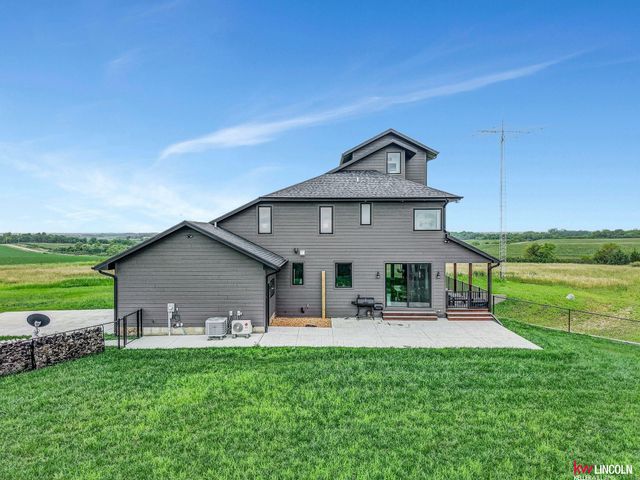 1015 County Road E Road, Palmyra, NE 68418