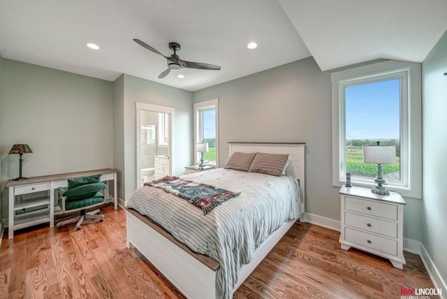 1015 County Road E Road, Palmyra, NE 68418