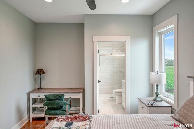 1015 County Road E Road, Palmyra, NE 68418