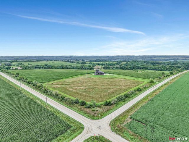 1015 County Road E Road, Palmyra, NE 68418