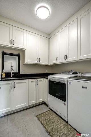 1015 County Road E Road, Palmyra, NE 68418