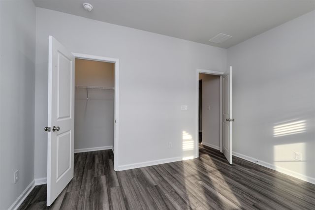 805 Wild Indigo Dr, Conway, SC 29526