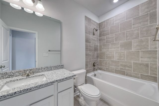 805 Wild Indigo Dr, Conway, SC 29526