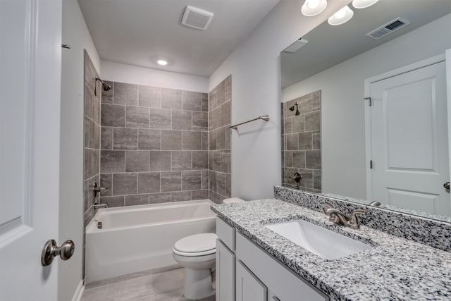 805 Wild Indigo Dr, Conway, SC 29526
