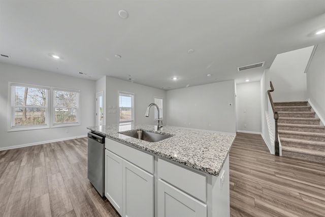 805 Wild Indigo Dr, Conway, SC 29526