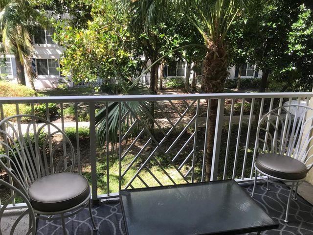 621 E Woolbright Road 202, Boynton Beach, FL 33435