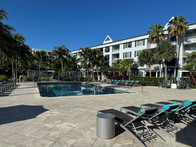 621 E Woolbright Road 202, Boynton Beach, FL 33435