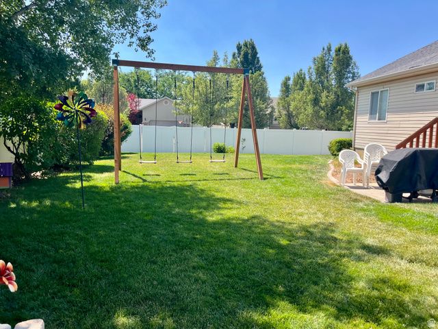 2581 W 1890 N, Clinton, UT 84015